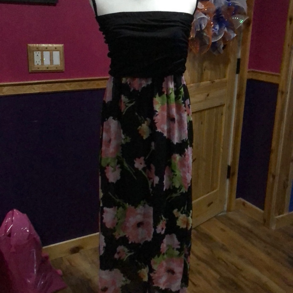 Strapless dress